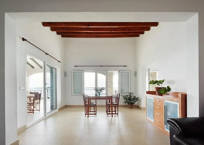 Villa Aire