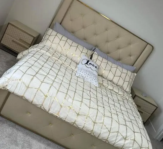 Luxury Home Away From Home, A Villa With 3 Bdrm And 3 Bath