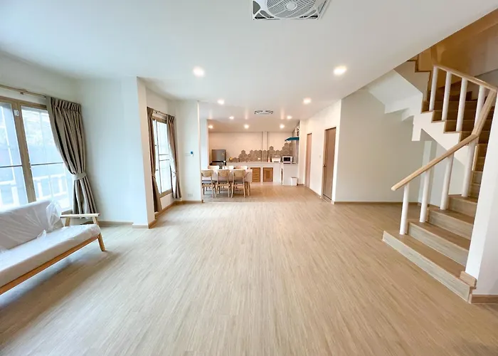 48 House