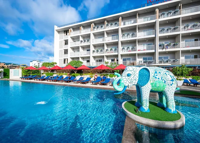 Ramada By Wyndham Phuket Deevana