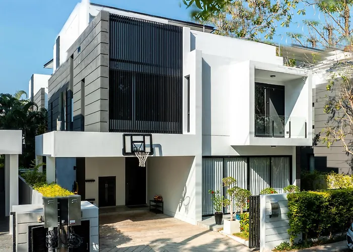 Laguna Park 4 Bedrooms Villa By Nla