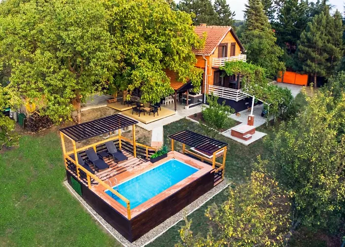 Villa Dijana - Pool, Spa, Outdoor Kitchen