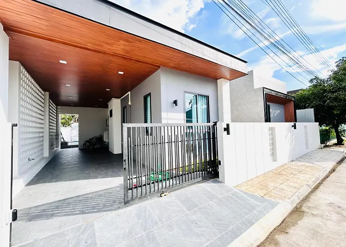 Nanapoolvilla Ruamchok