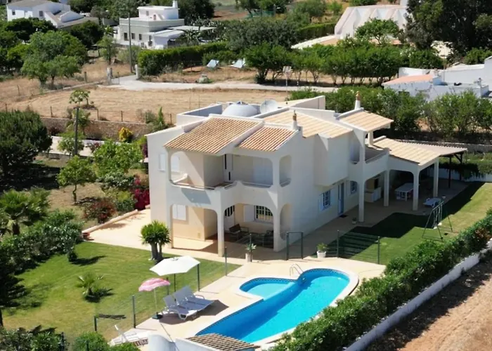 Casa Das Oliveiras - Piscina Privada, Jardim, Perto Da Praia