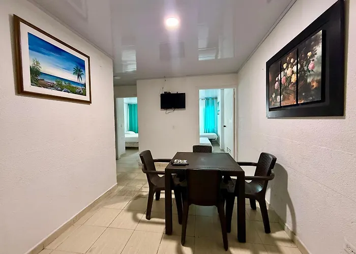 Aparta Hotel Fama