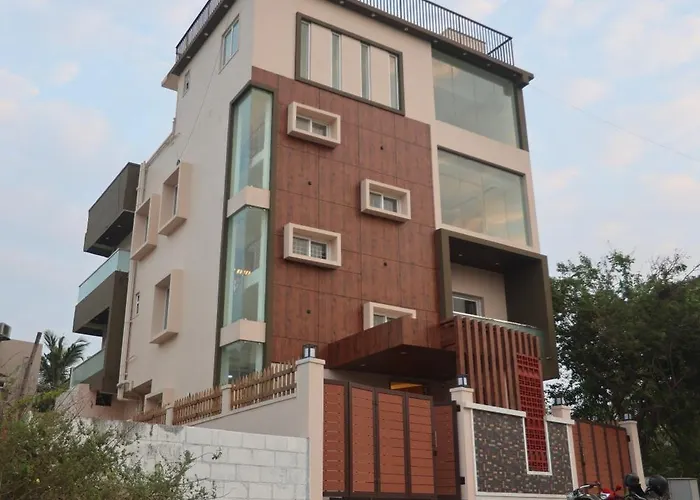Mm Beach House & Party Hall