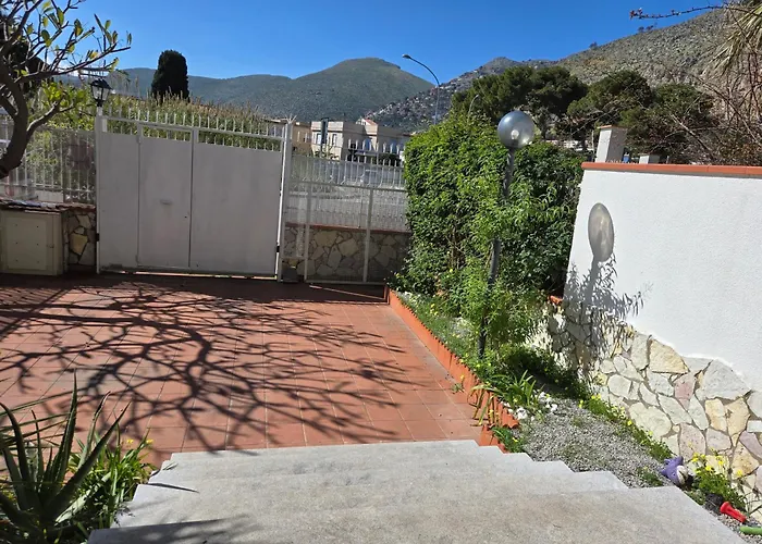 Villa Lumos Mondello Beach