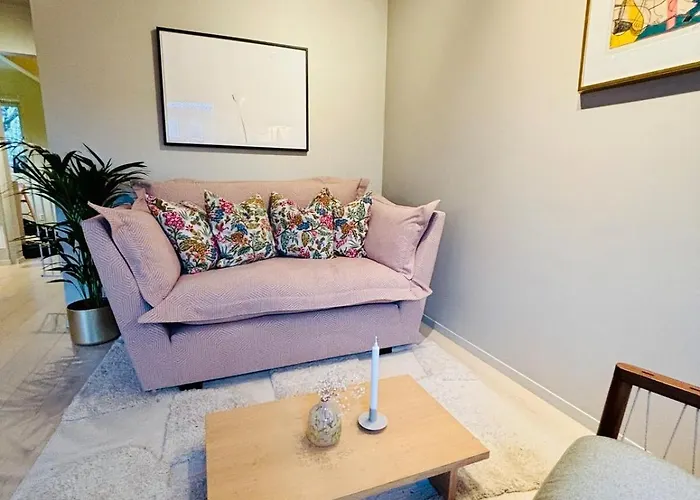 Super Family Home - Central Location!