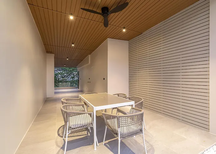 P Villas Patong