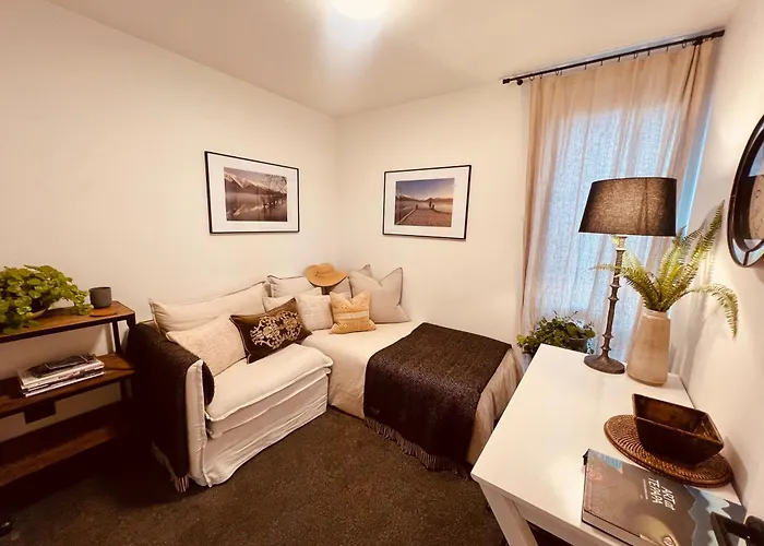 Tranquil Luxury On Willow Pond