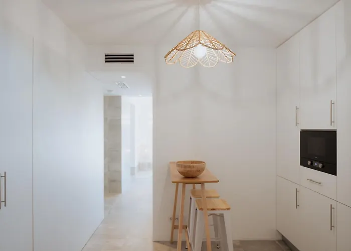 Casa do Outeiro com vista para o Castelo de Marvão