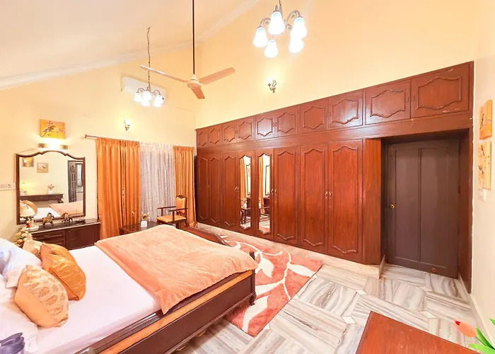 Regal Saphire 5 Bhk Luxury Villa