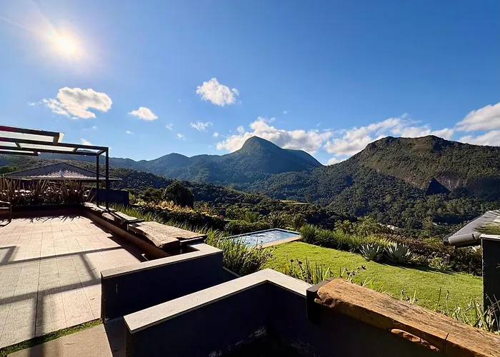 Casa 02 Monte Boa Vista - Casa de 4 Suítes com Vista Deslumbrante