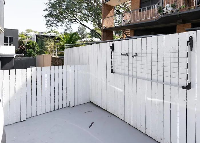 2Br Home Near Suncorp In Paddington Freeparking