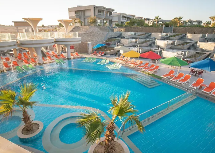 Hurghada Long Beach Resort
