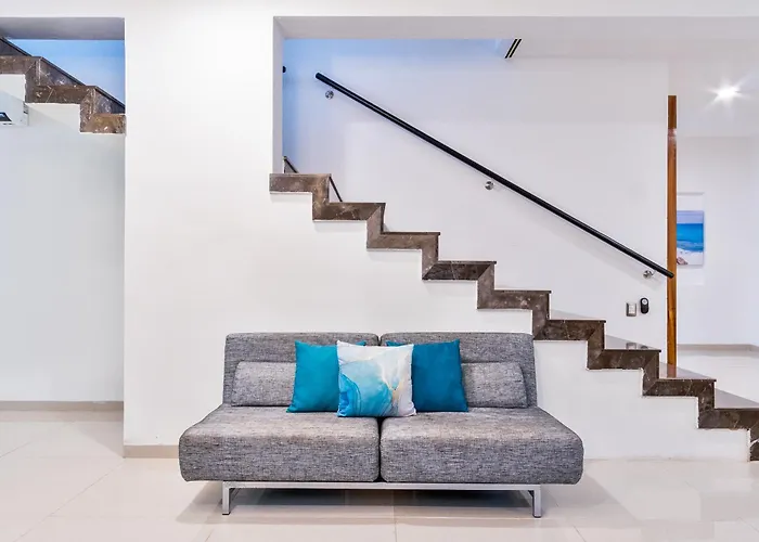 4 Bedroom Luxury Villa With Private Pool