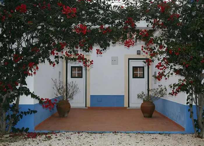 Apartamentos Canal Da Agua