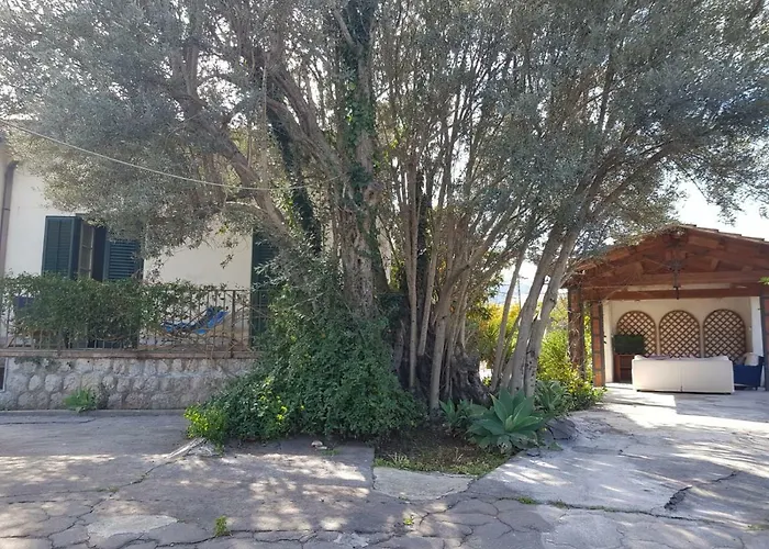 Villa Serrano